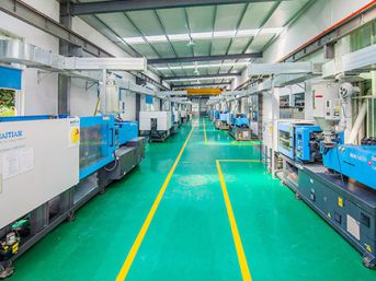 Verksted for plastinjeksjon